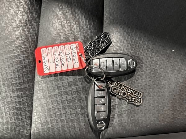 2021 Nissan Rogue SV-28