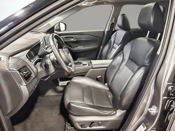 2021 Nissan Rogue SV-14