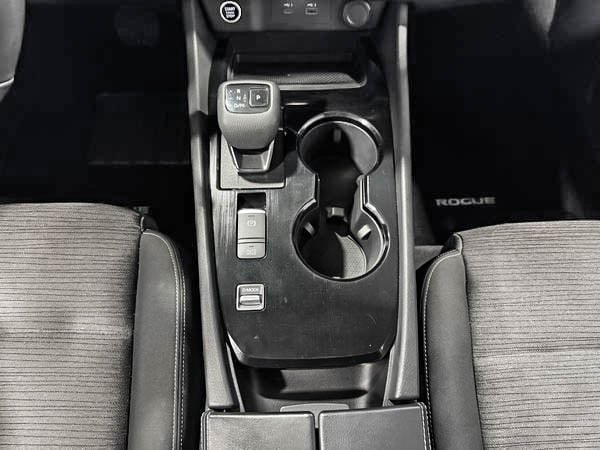 2021 Nissan Rogue S-22