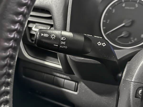 Nissan Rogue S 2021-16