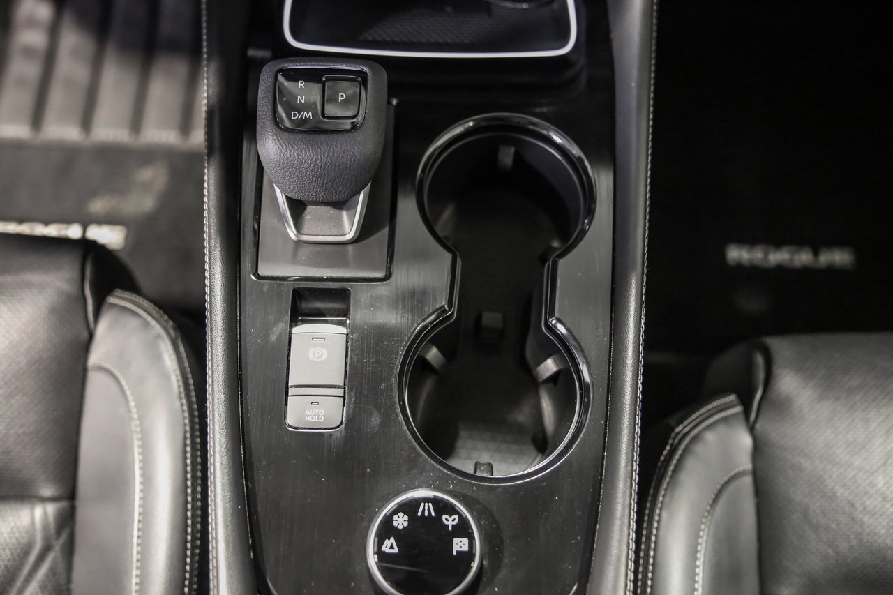 2022 Nissan Rogue platinum-27