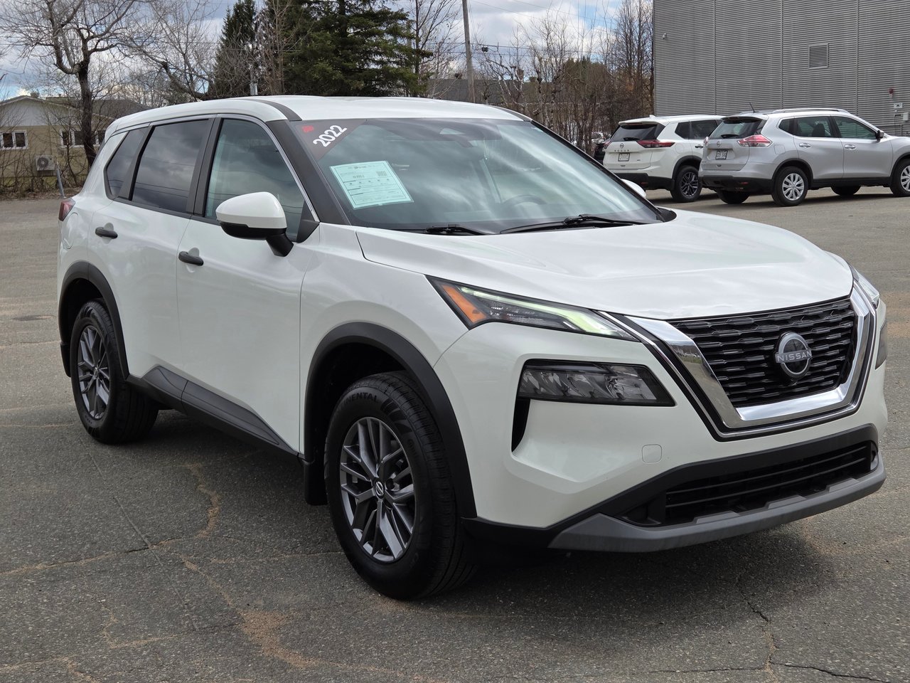 2022 Nissan Rogue S-0