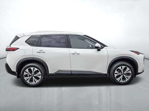 2022 Nissan Rogue SV-7