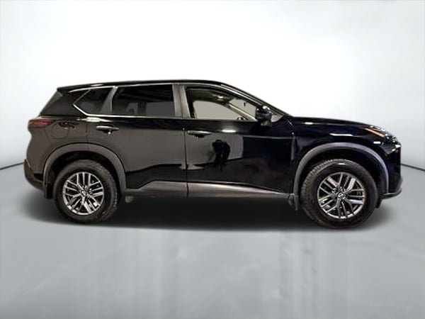 2022 Nissan Rogue S-1