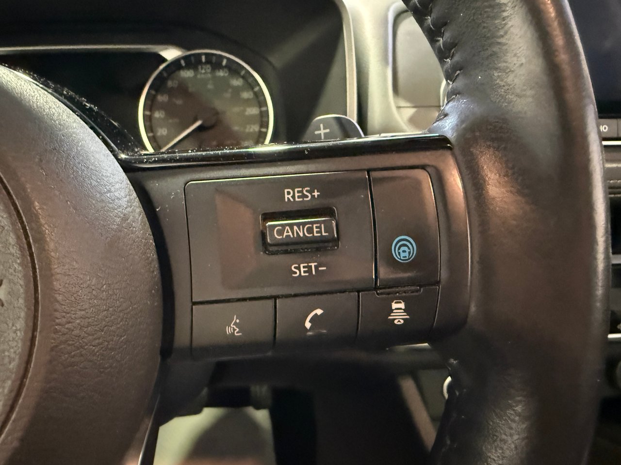 2022 Nissan Rogue SV AWD-17
