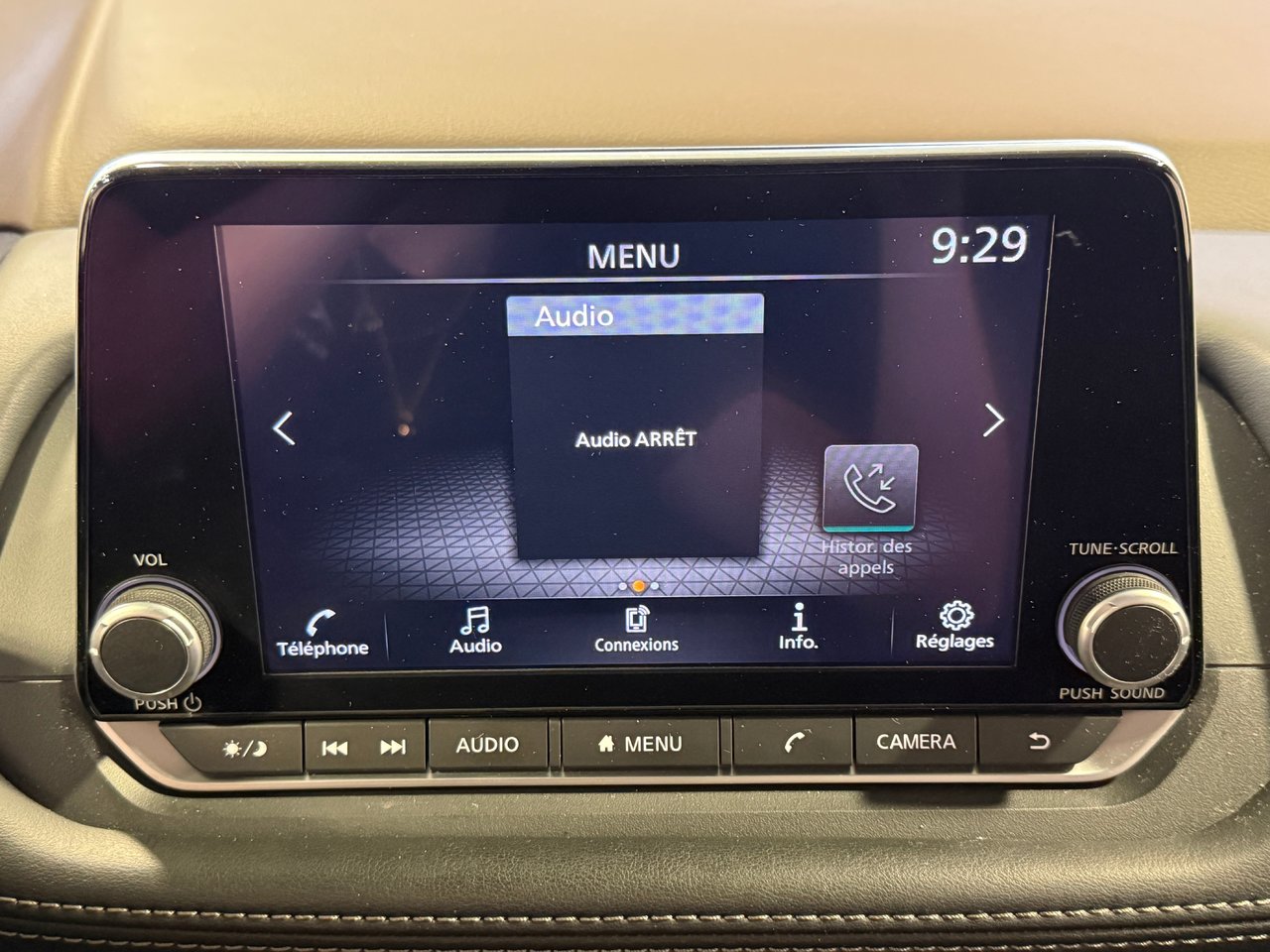 Nissan Rogue S 2023-19