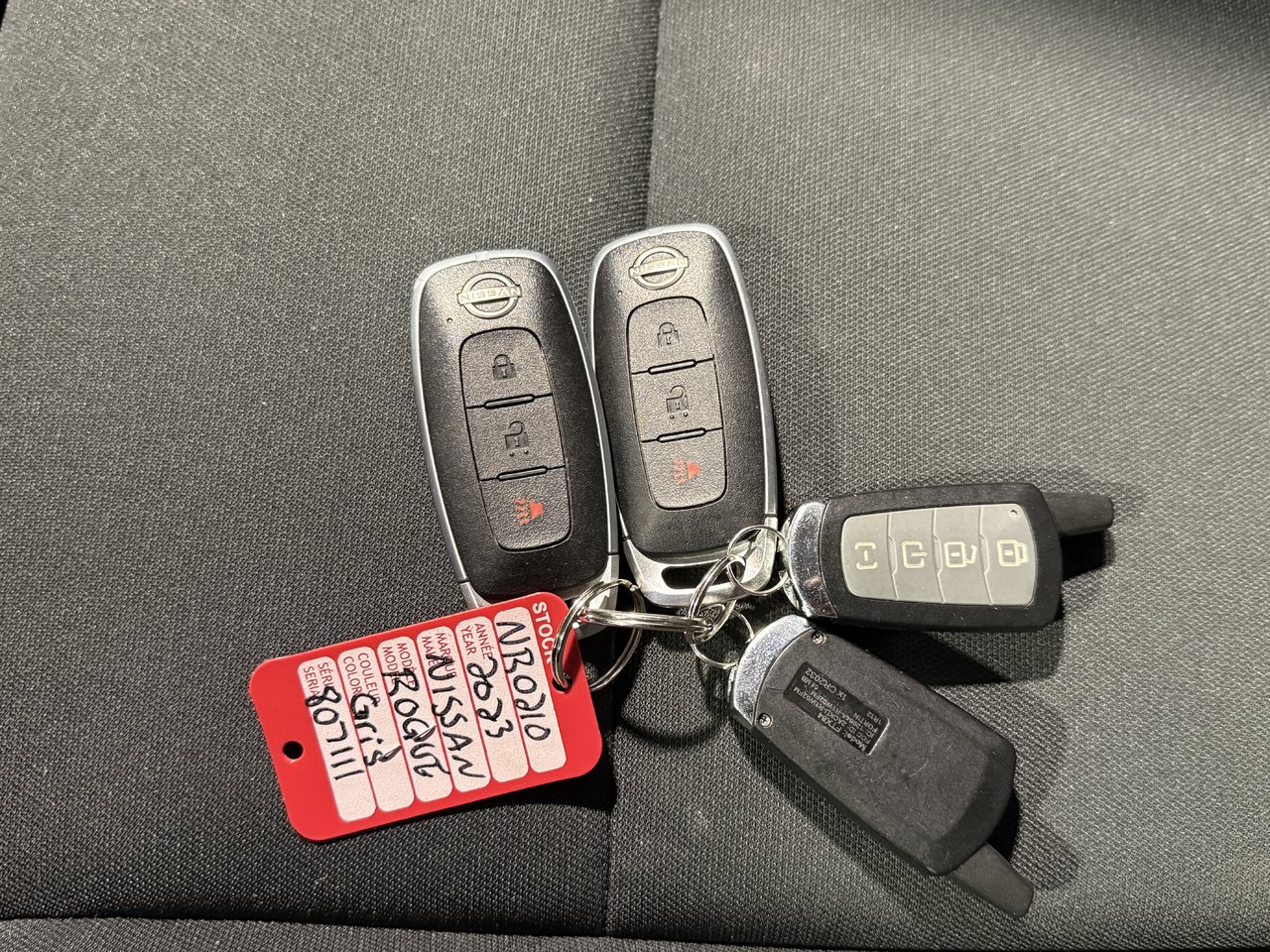 Nissan Rogue S 2023-26