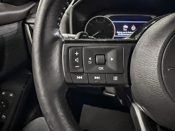 Nissan Rogue SV 2023-16