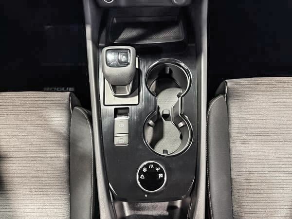 2023 Nissan Rogue SV-24