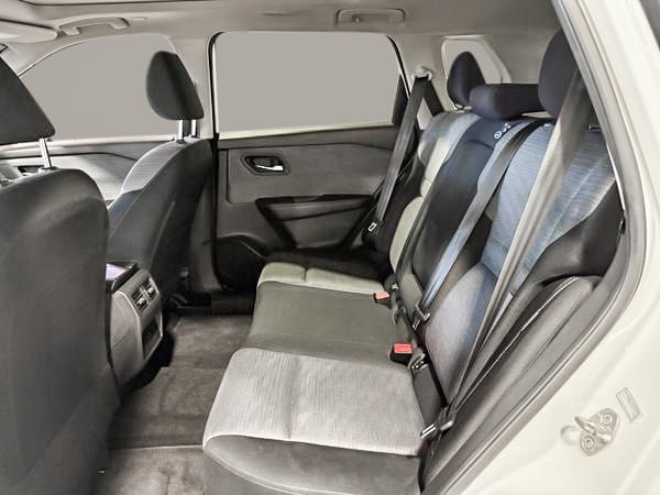 2023 Nissan Rogue SV-25