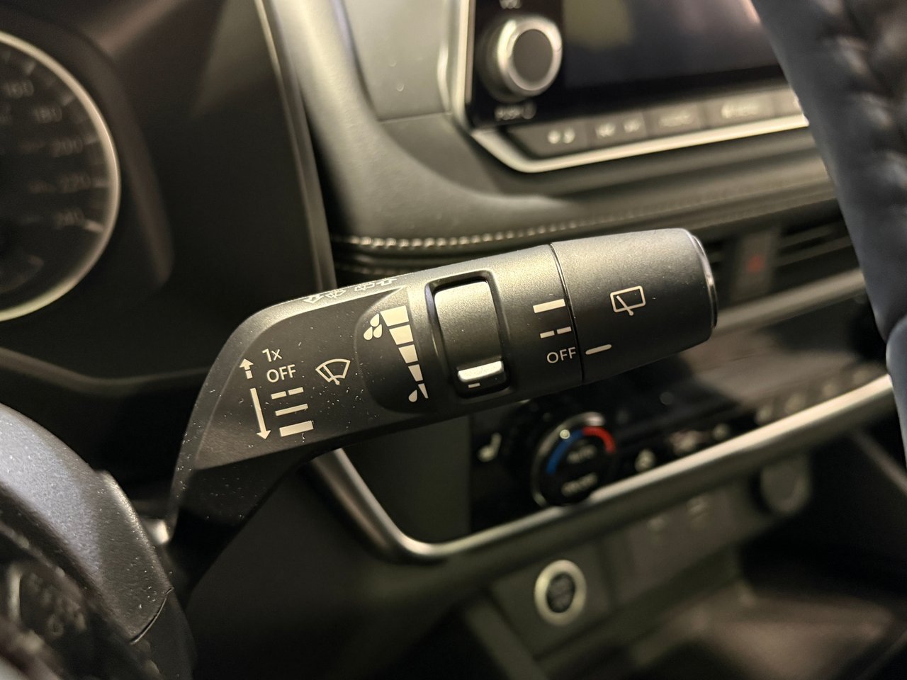 2023 Nissan Rogue SV-19