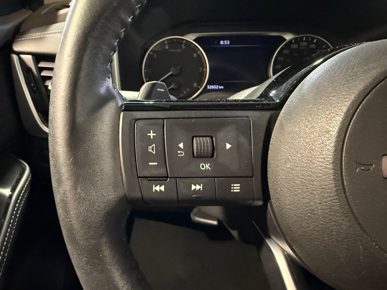 2023 Nissan Rogue SV-16