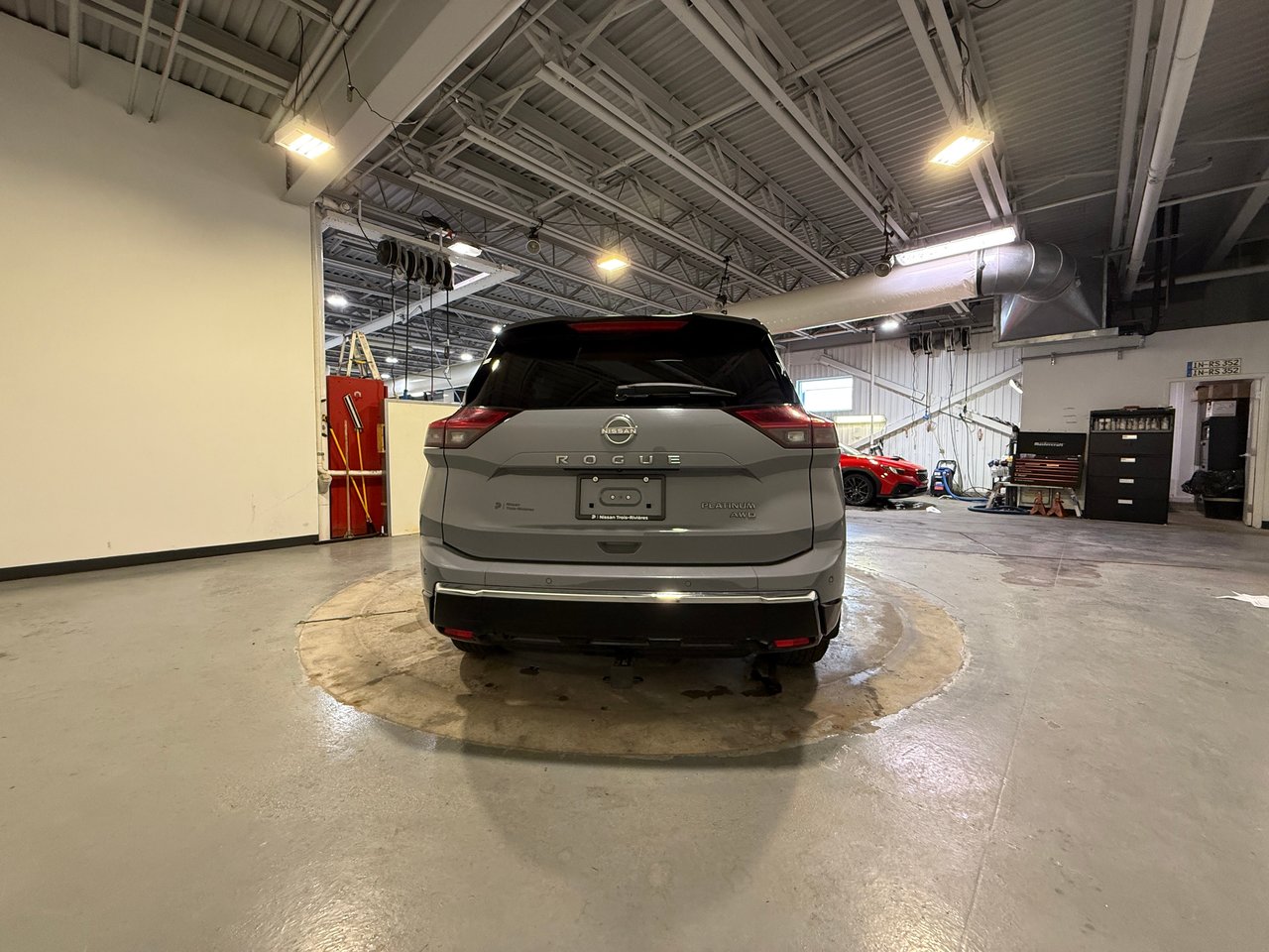 Nissan Rogue Platinum 2024-3