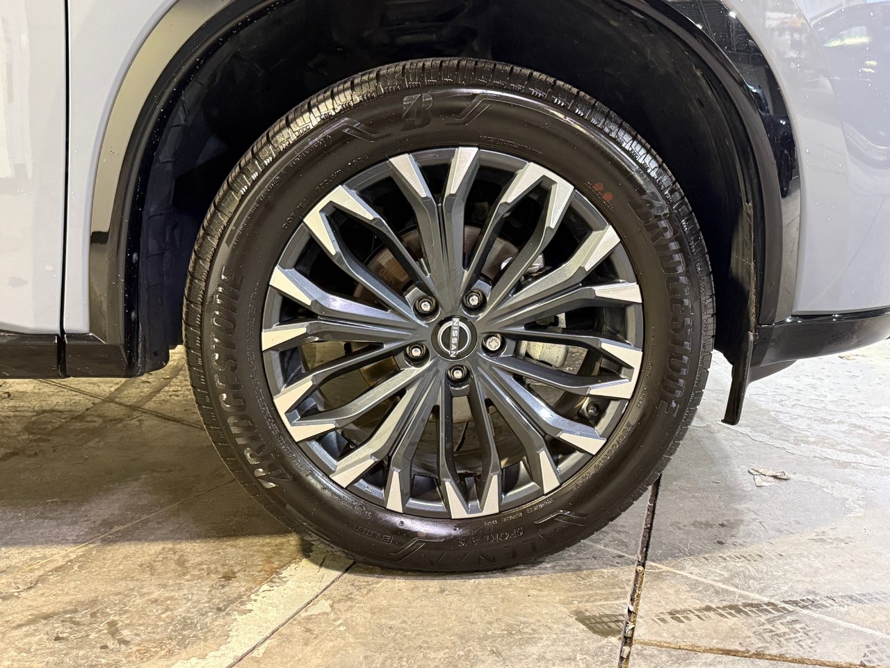 Nissan Rogue PLATINUM AWD 2024-10