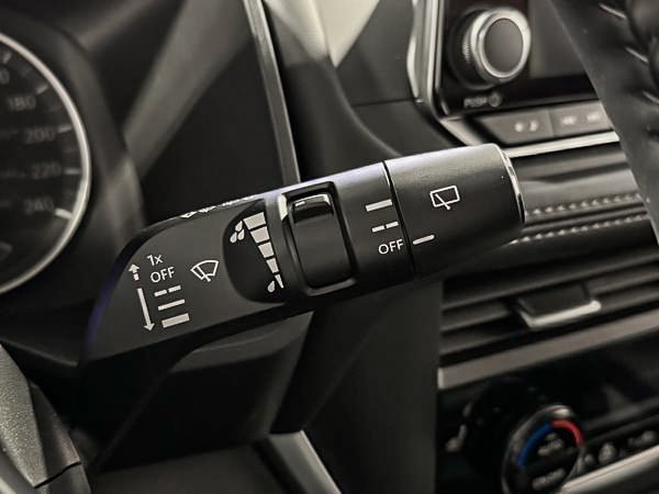 Nissan Rogue S 2025-17