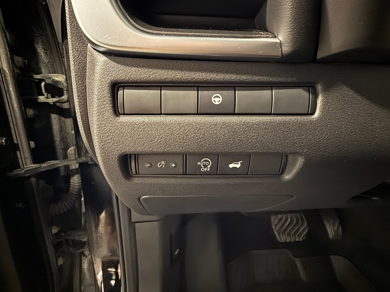 Nissan Rogue SV Premium 2025-13