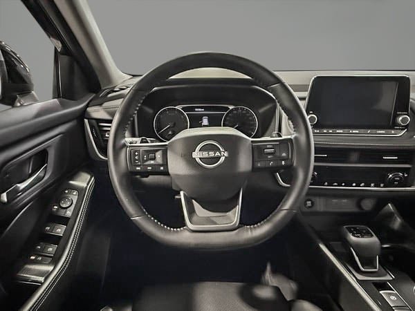 Nissan Rogue SV Premium 2025-15