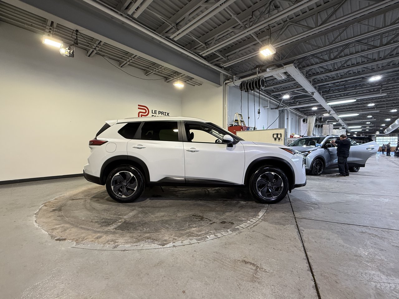 Nissan Rogue SV 2025-1