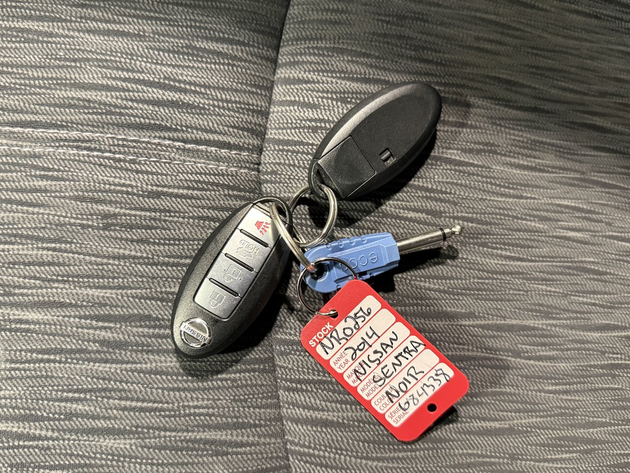 Nissan Sentra SV 2014-25
