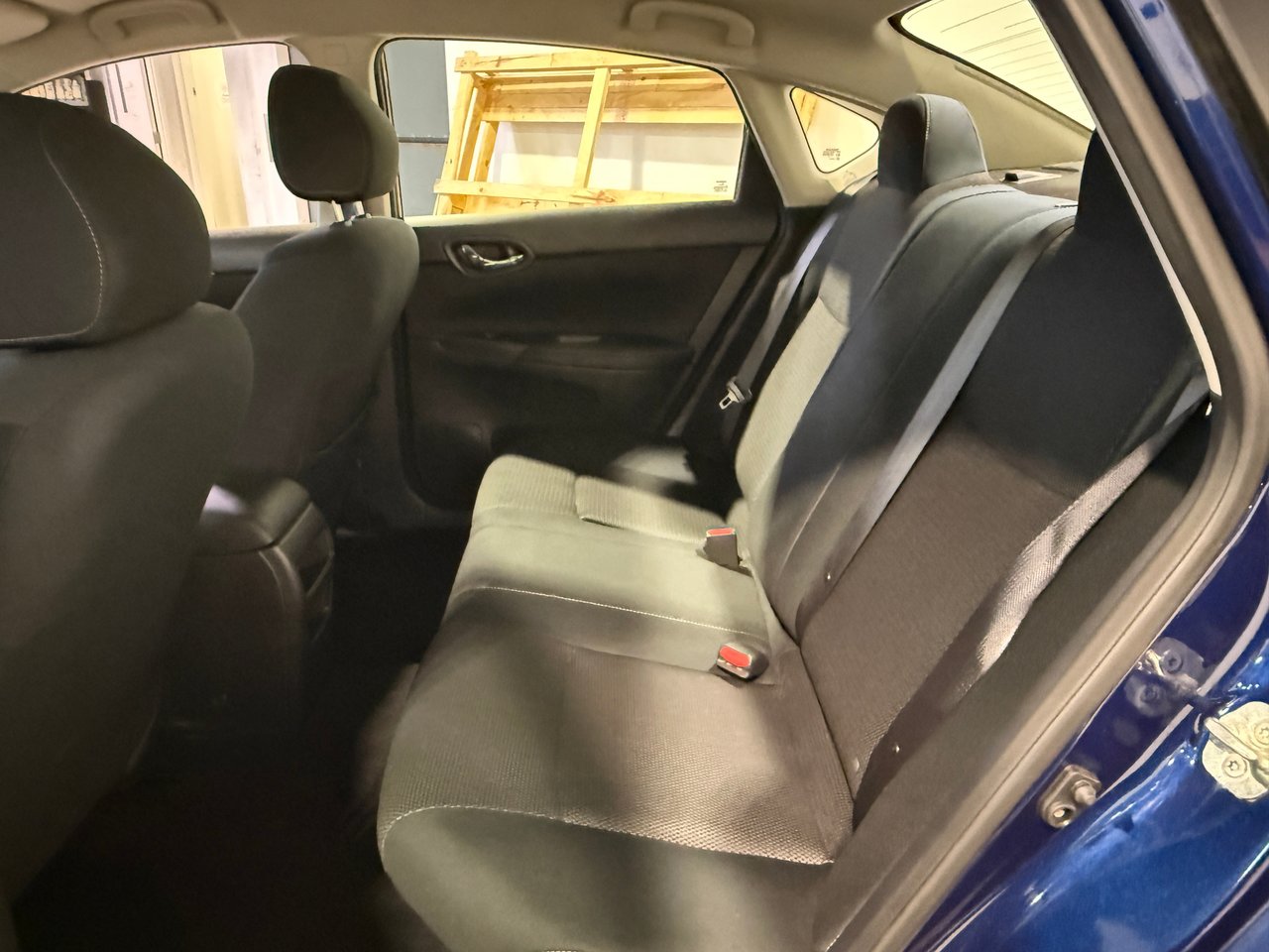 Nissan Sentra S 2019-24