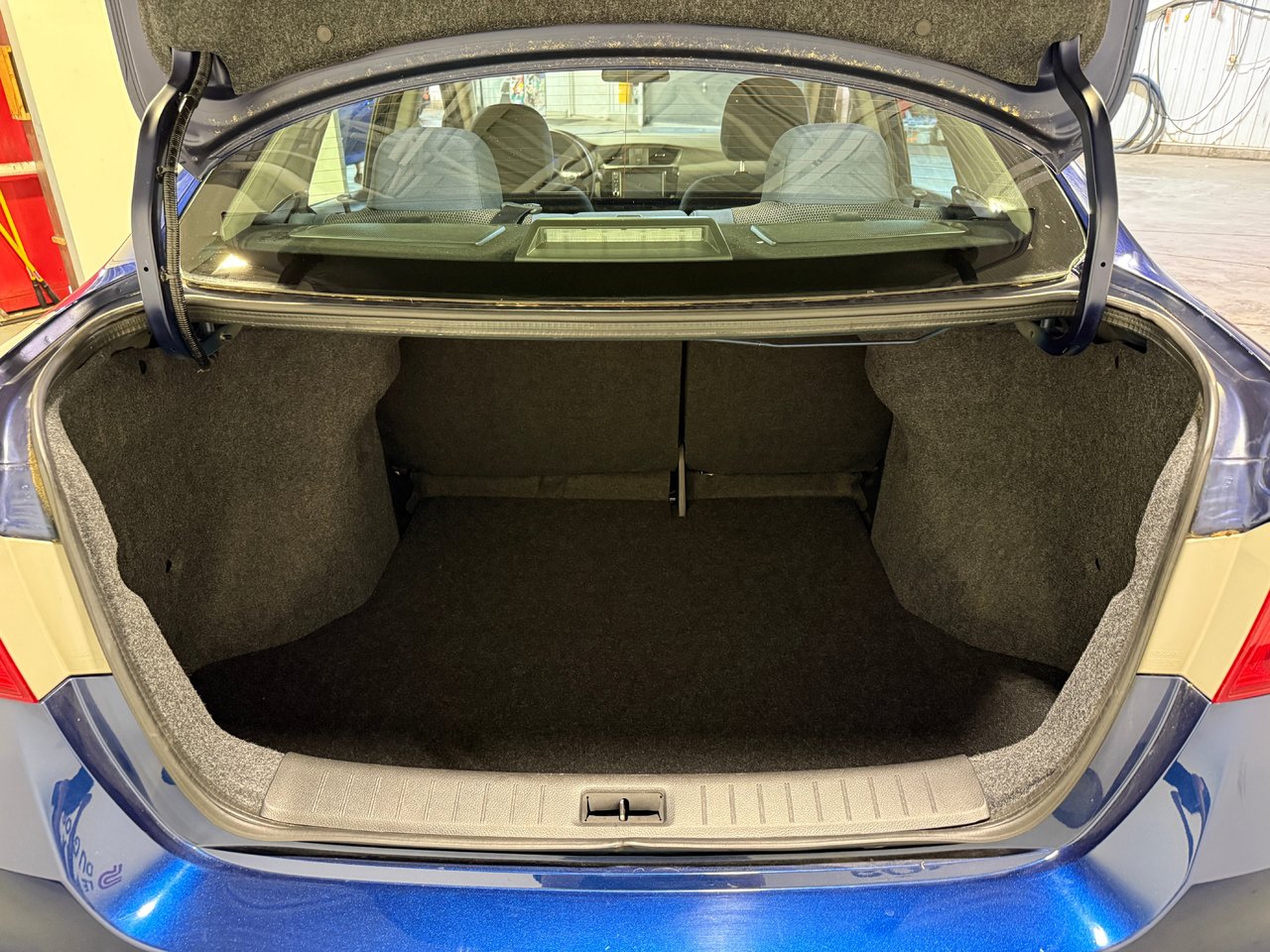 Nissan Sentra S 2019-25