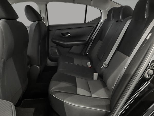 Nissan Sentra SV 2021-21