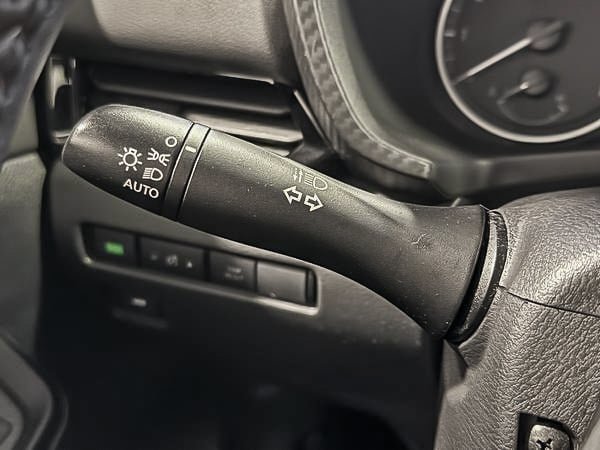 Nissan Sentra SV 2021-17