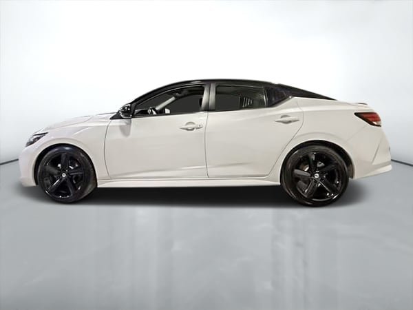 2022 Nissan Sentra SR-5