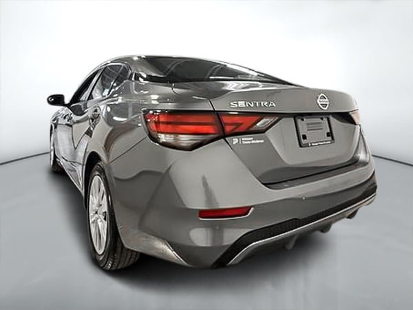 Nissan Sentra S 2022-4