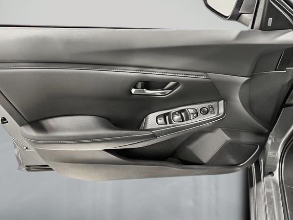 Nissan Sentra S 2022-10