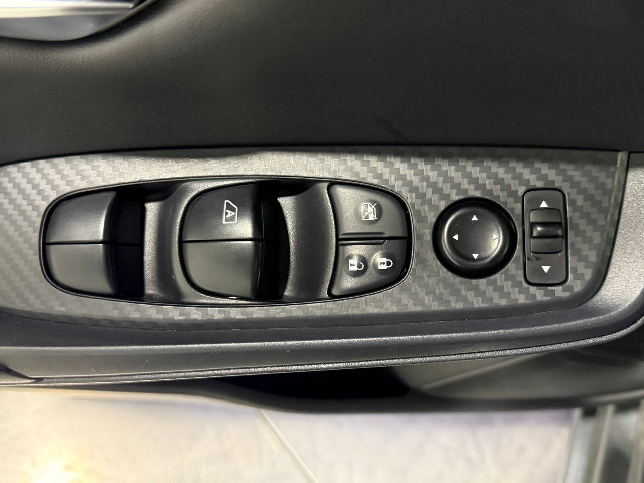 Nissan Sentra S 2022-11