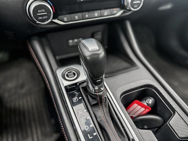 2022 Nissan Sentra SR-10