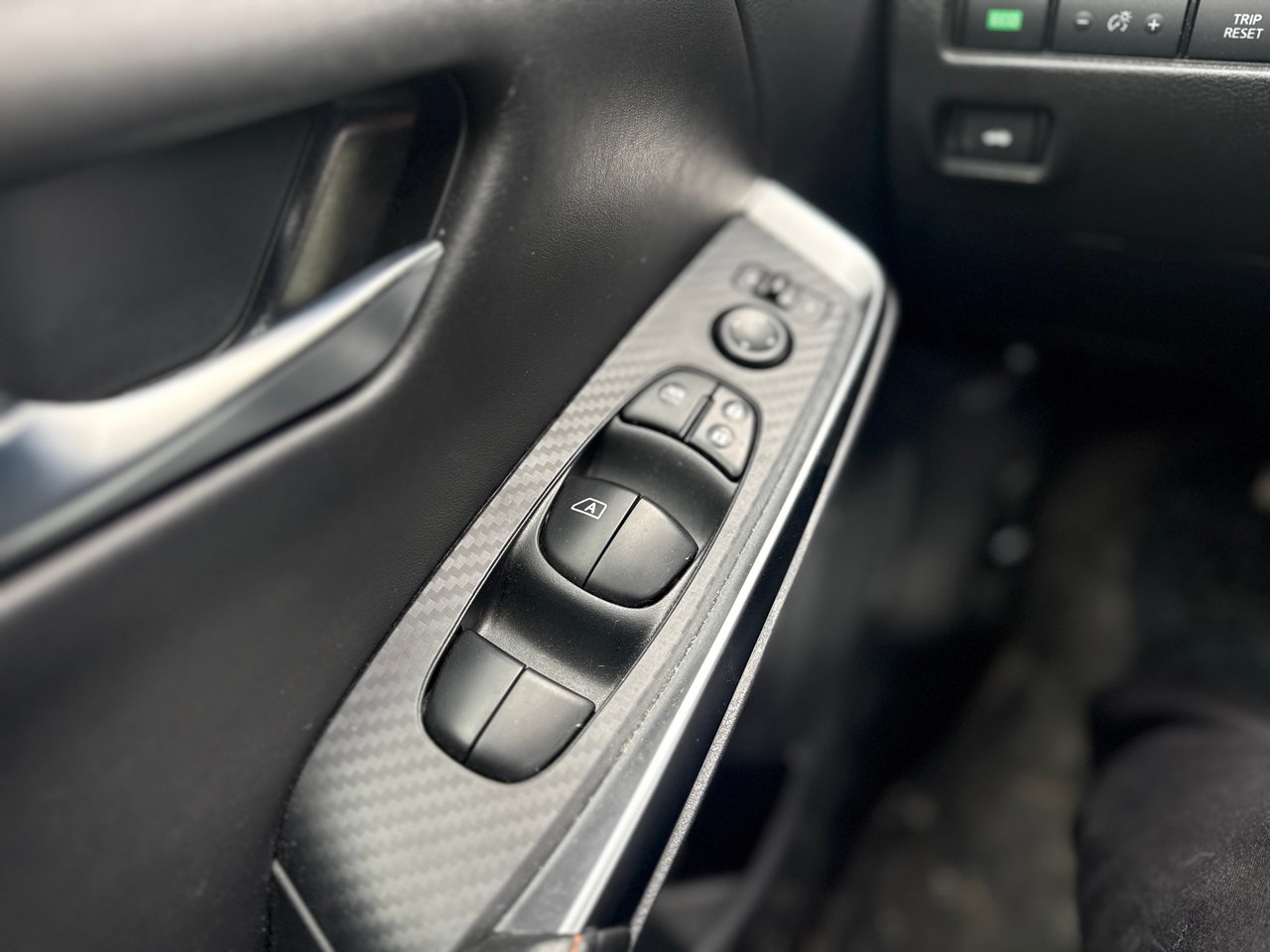 Nissan Sentra SR 2023-8