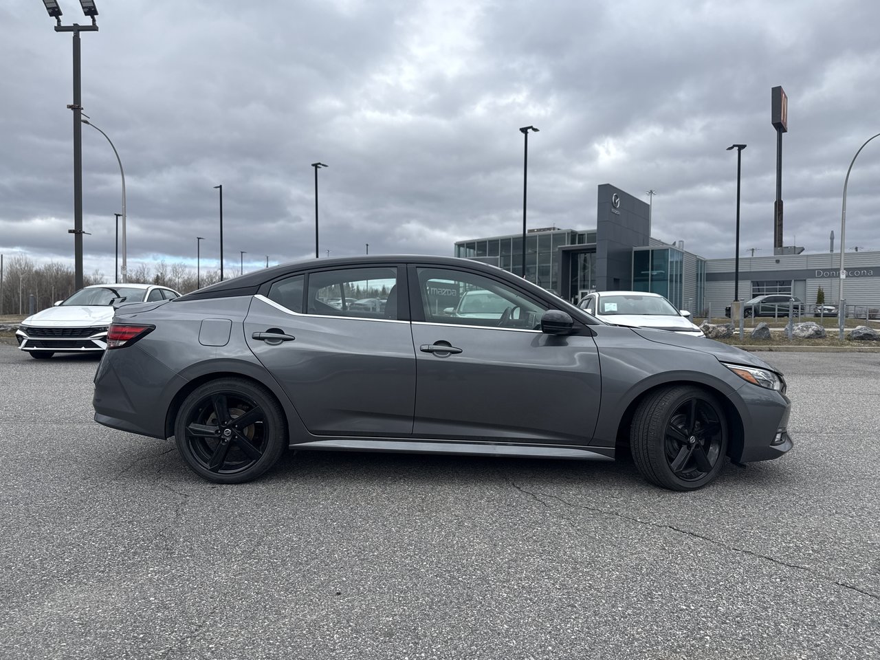 Nissan Sentra SR 2023-1