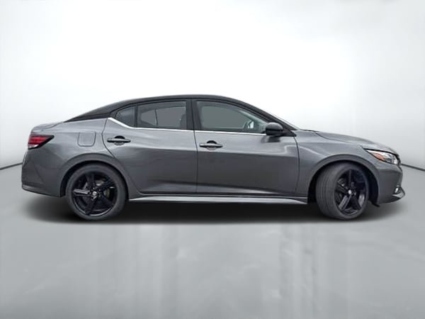 Nissan Sentra SR 2023-1