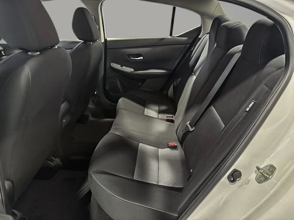 Nissan Sentra SV 2023-25