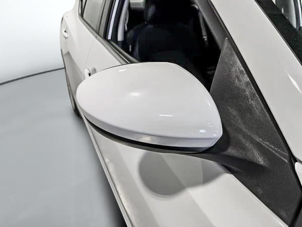 Nissan Sentra S 2023-8