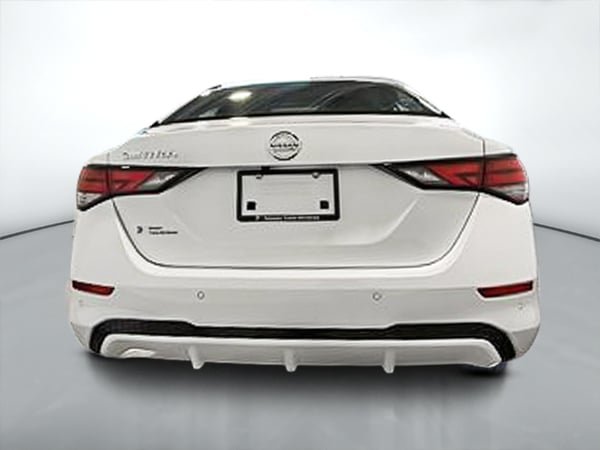 Nissan Sentra S 2023-3