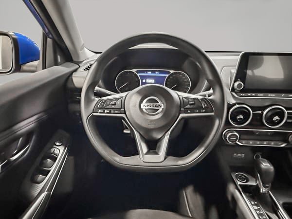 Nissan Sentra SV 2023-13
