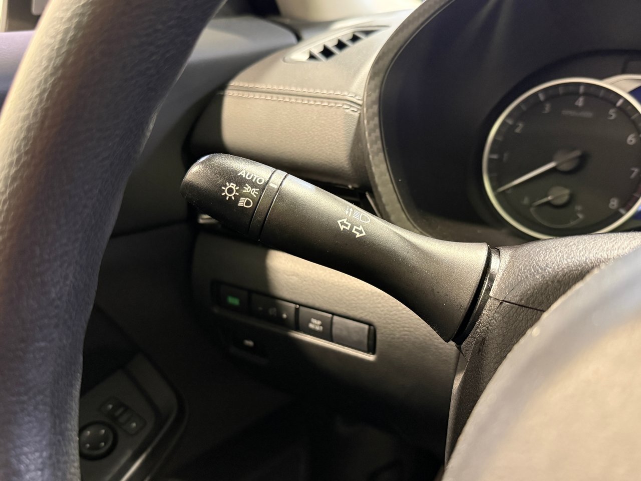 2023 Nissan Sentra SV-18