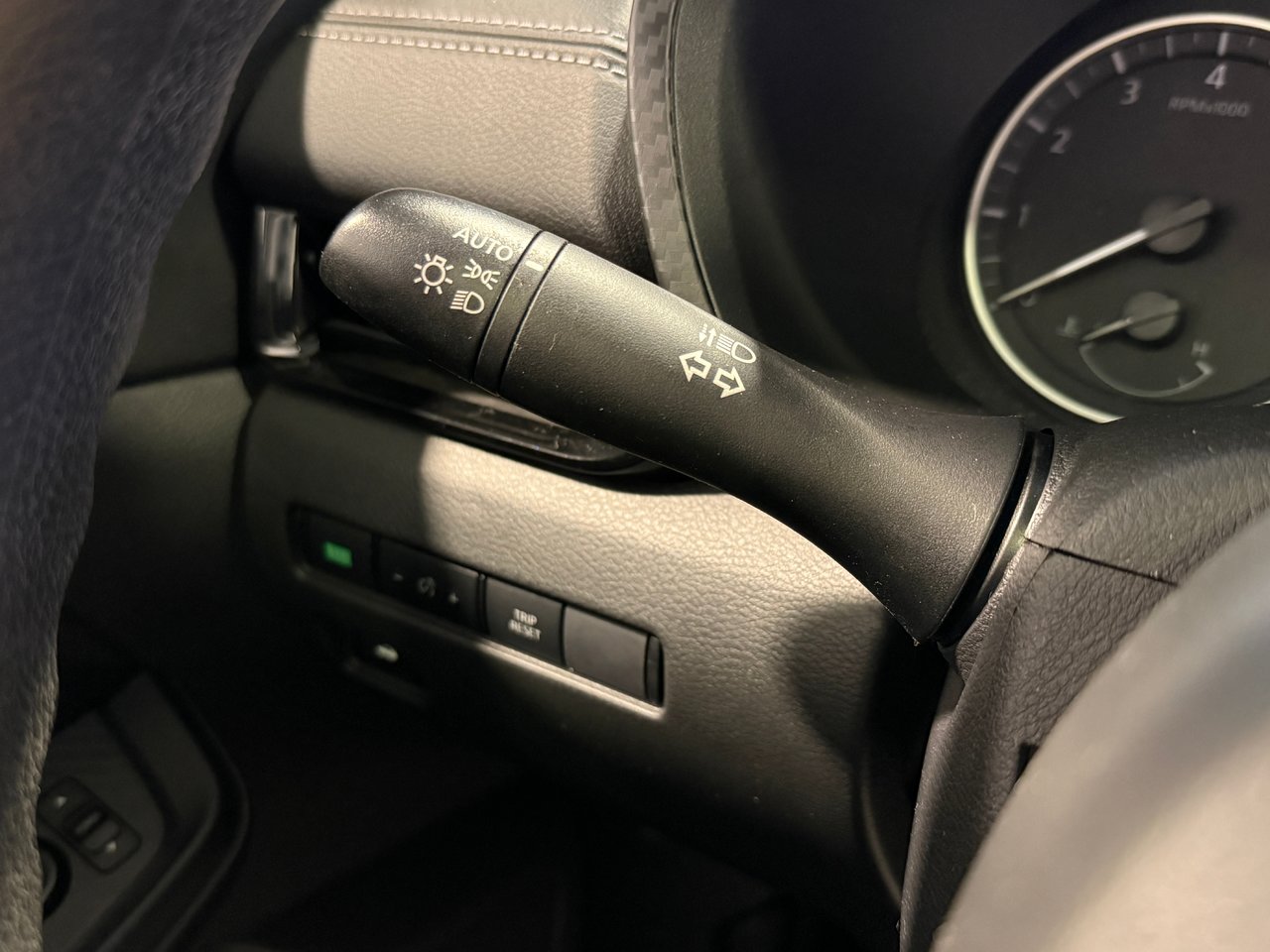 Nissan Sentra SV 2024-18