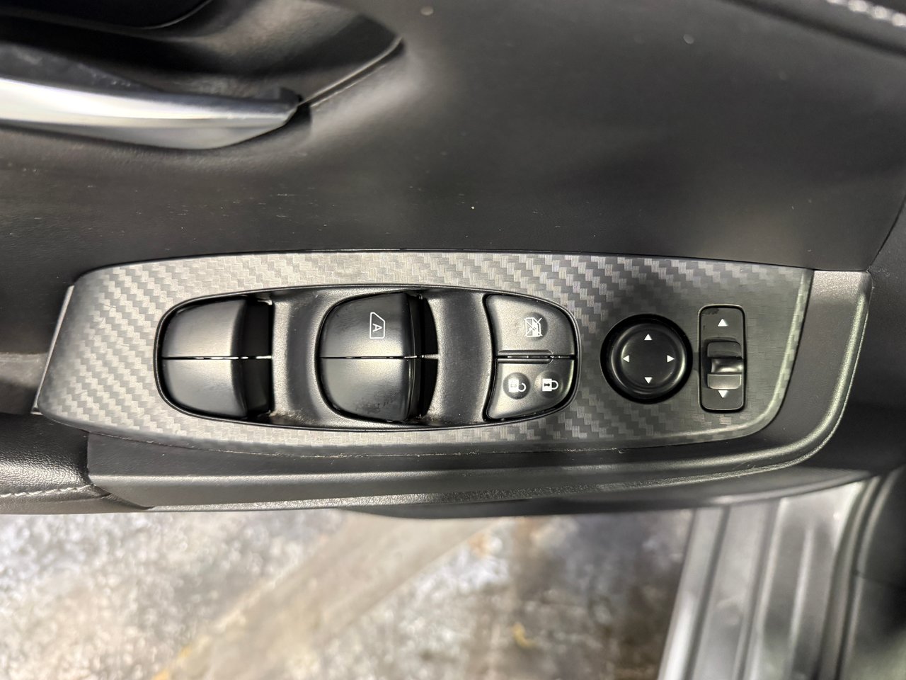 Nissan Sentra SV 2024-12