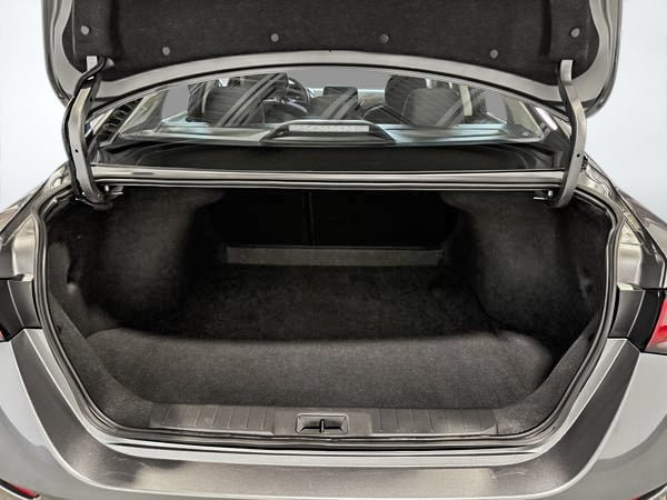 2024 Nissan Sentra SV-24