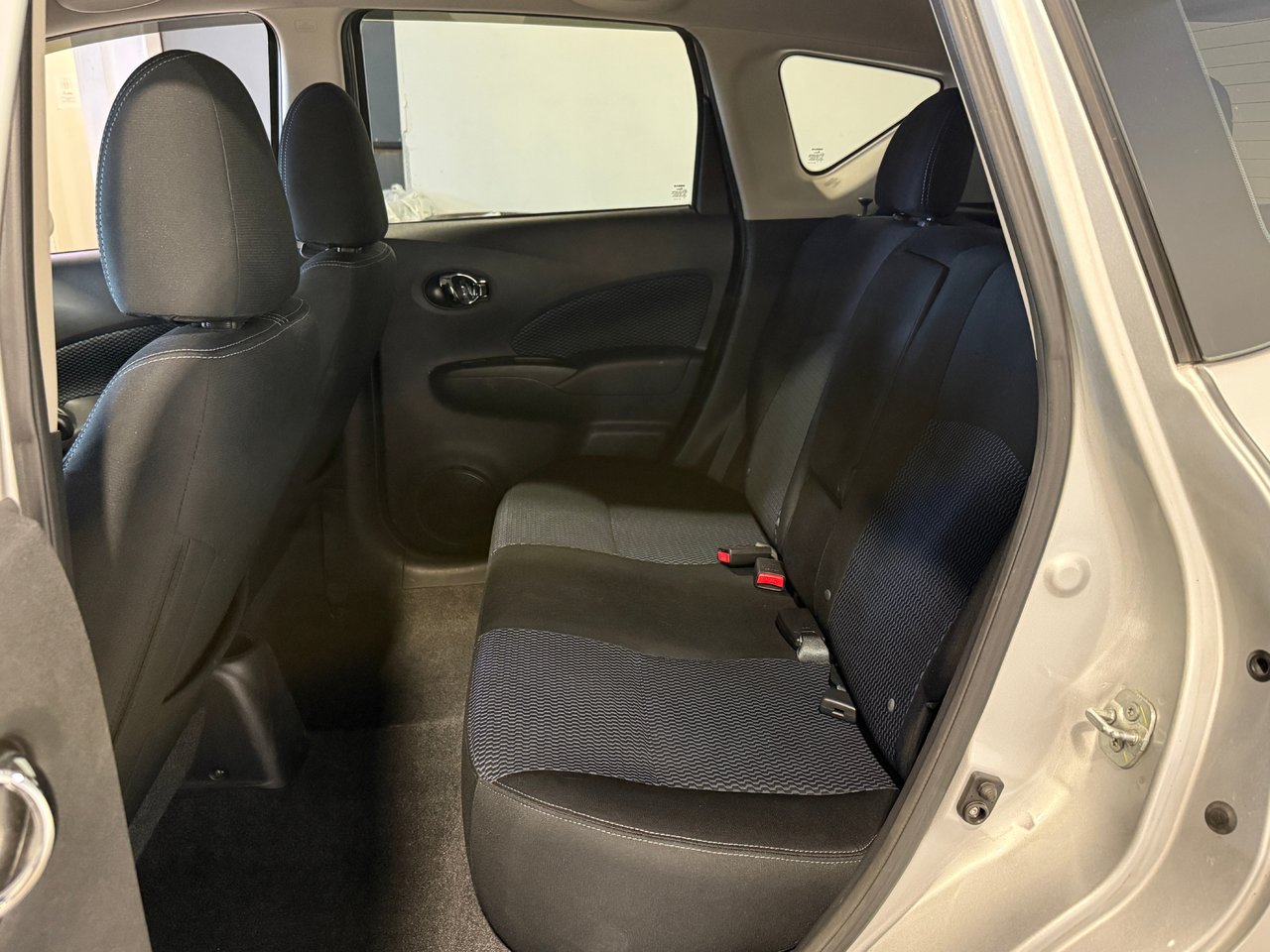 Nissan Versa Note SV 2014-23
