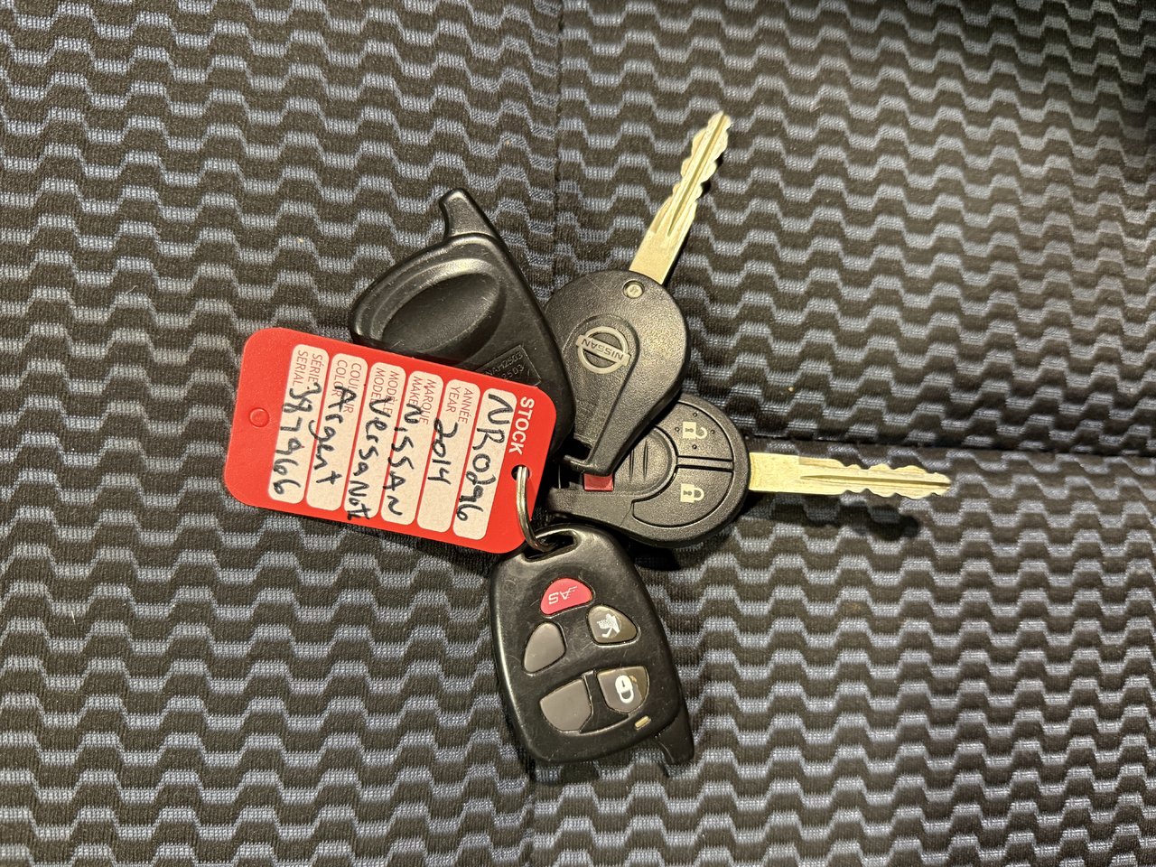 Nissan Versa Note SV 2014-25