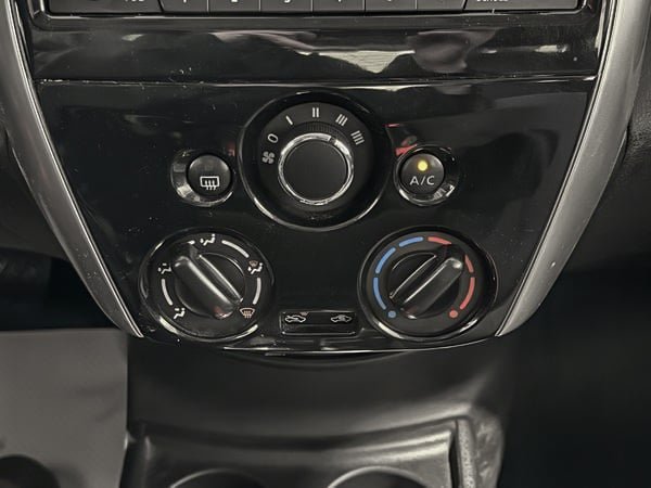 2016 Nissan Versa Note SV-21