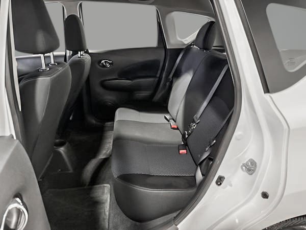 2016 Nissan Versa Note SV-23
