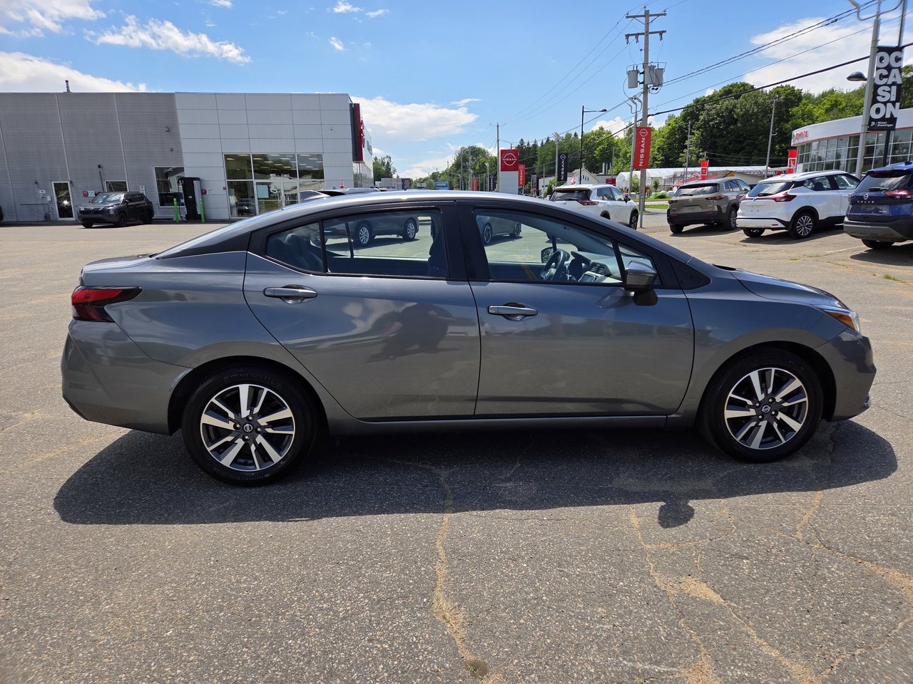 Nissan Versa SV 2021-1