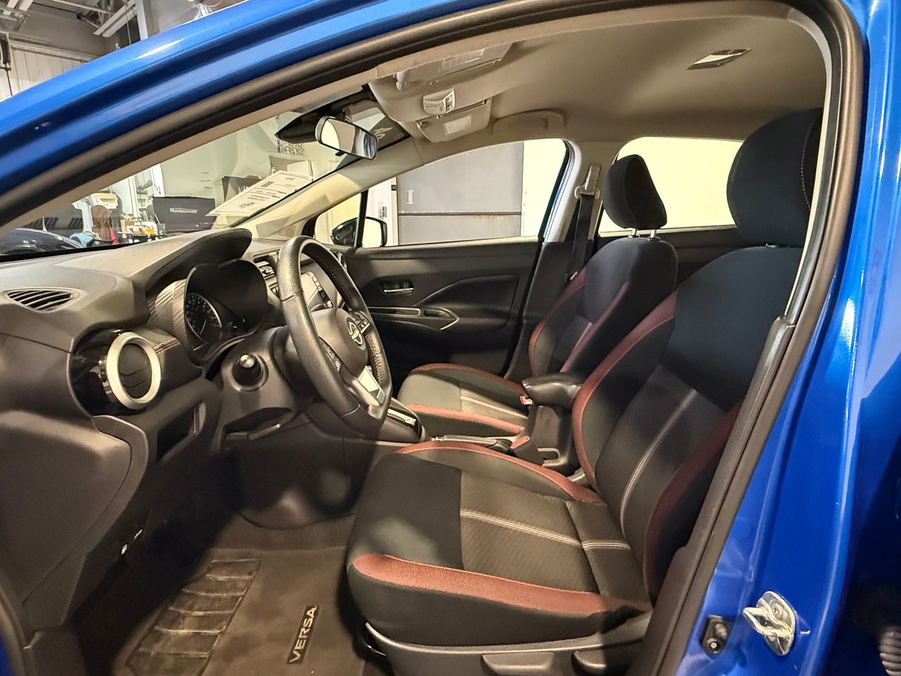 Nissan Versa SR 2024-12