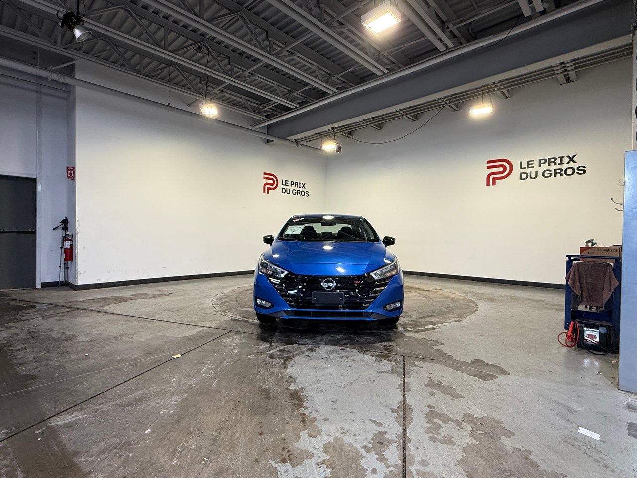 Nissan Versa SR 2024-7